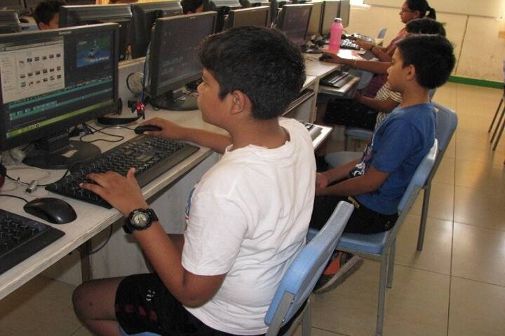 Neiil World School-Computer Lab