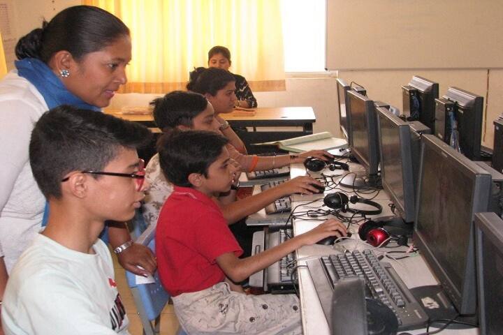 Neiil World School-IT Lab