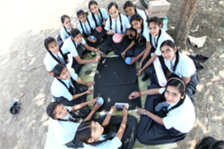 Om International School-Students
