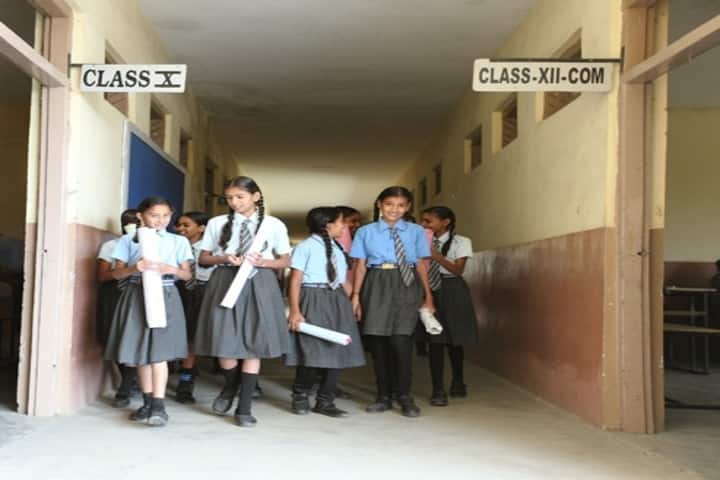 Om International School-Corridor
