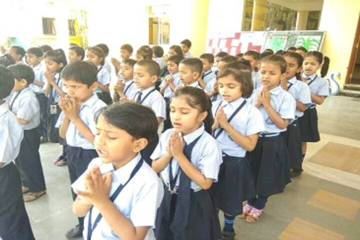Paramount Academy-Prayer-View