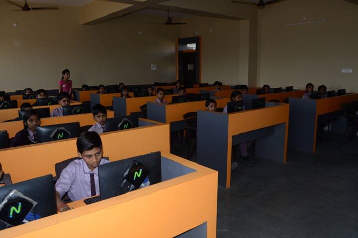 Parents Pride International School-IT Lab