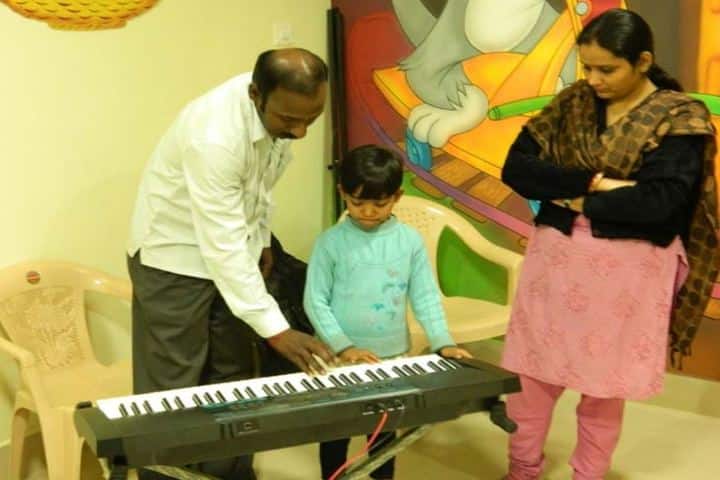 Pearls Valley School-Music-Classes