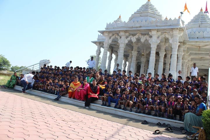 Pioneer Public School-Trip