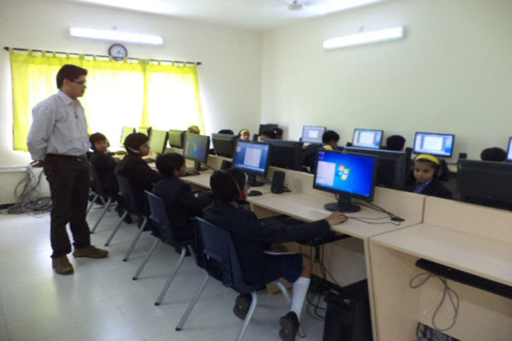 Podar International School-Computer Lab