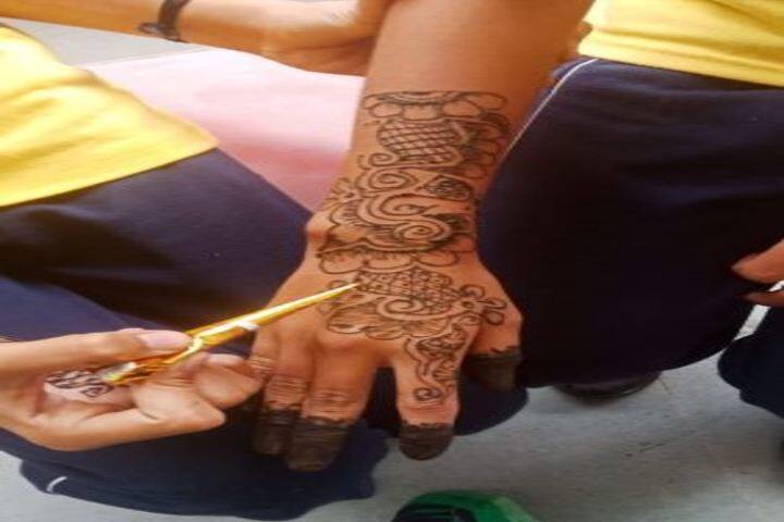 Prerna Convent International School-Mehandi-Competition