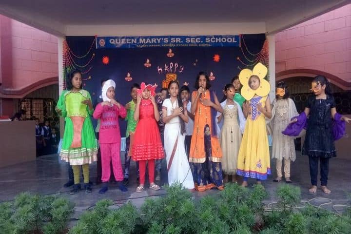 Queen Marys Senior Secondary School-Fancy Dress