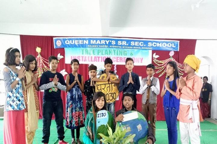Queen Marys Senior Secondary School-Students