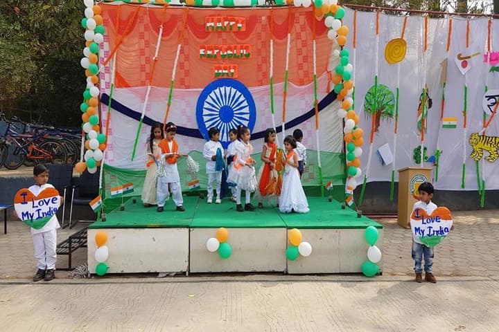 Raghuwansh Public School-Independence-Day