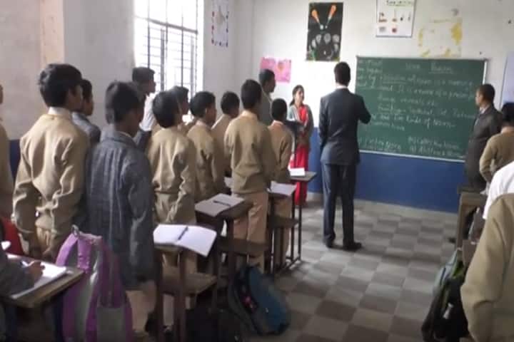 Bal Vidya Niketan-Classroom With Students