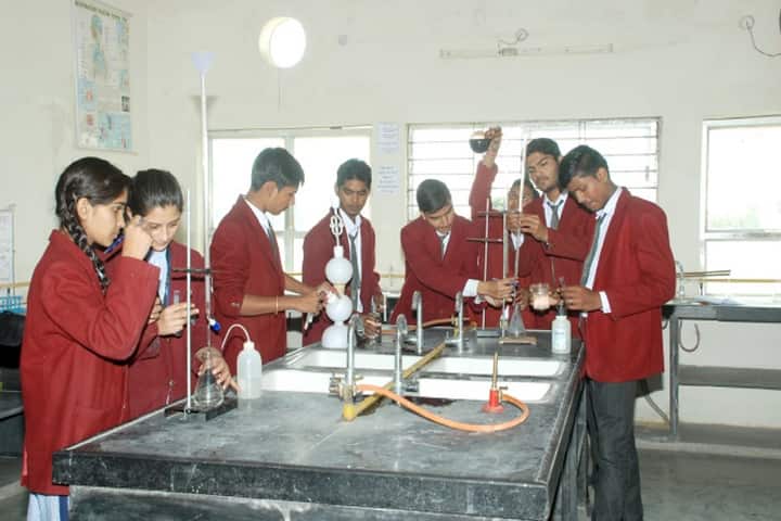 Raj Heights The Global School-Chemistry Lab