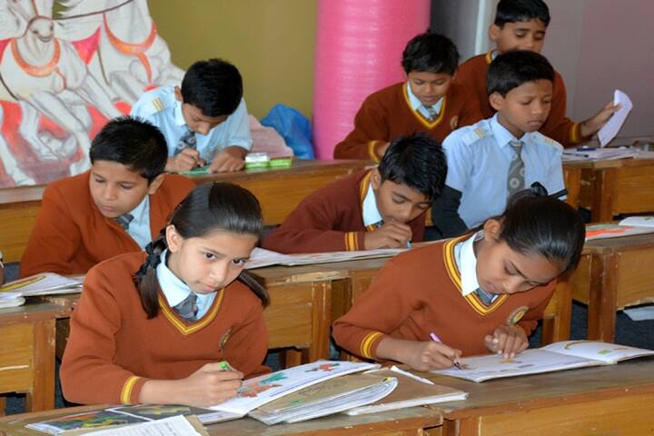 Red Rose Higher Secondary School-Art Room