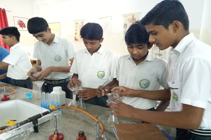 Rise International School-Lab