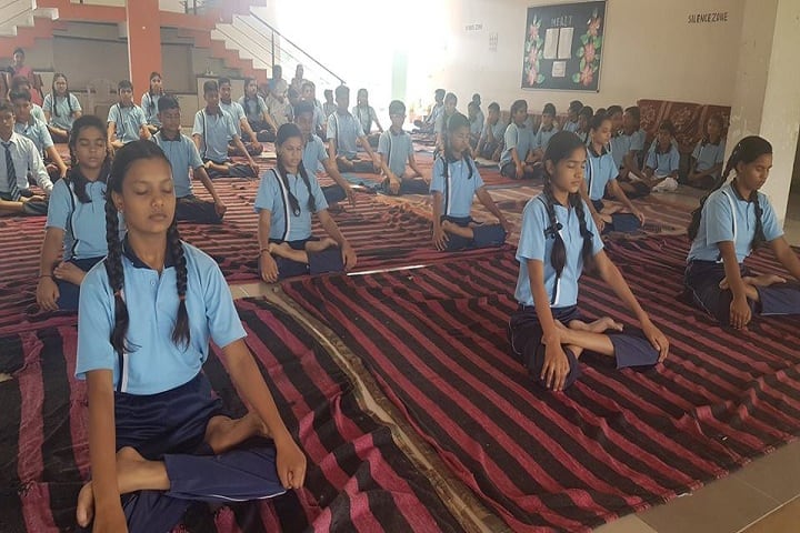 Sandipani Vidya Vihar-Yoga