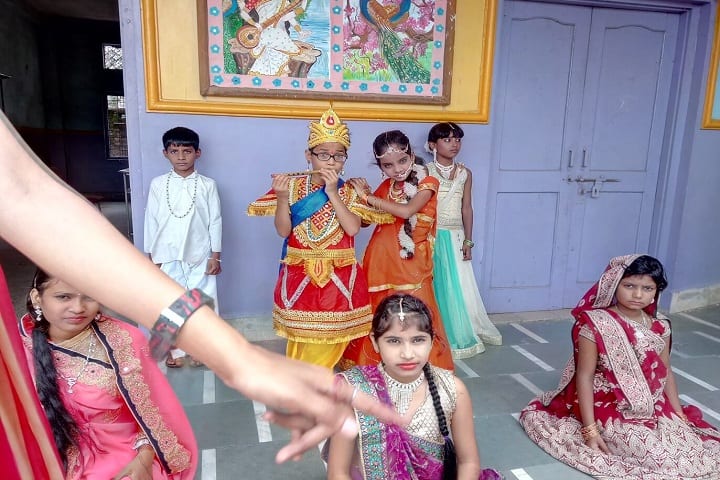 Sant Sri Asaramji Bapu Gurukul-Fancy Dress
