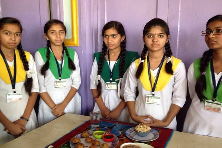 Sant Sri Asaramji Bapu Gurukul-Food Fest