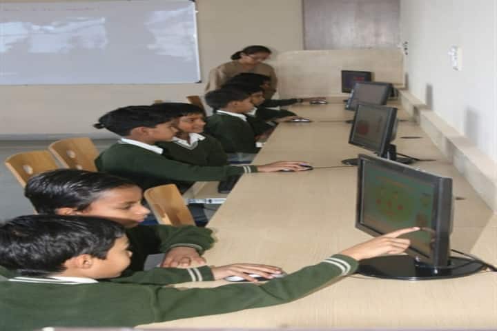 Sant Sri Asaramji Gurukul-Computer Lab