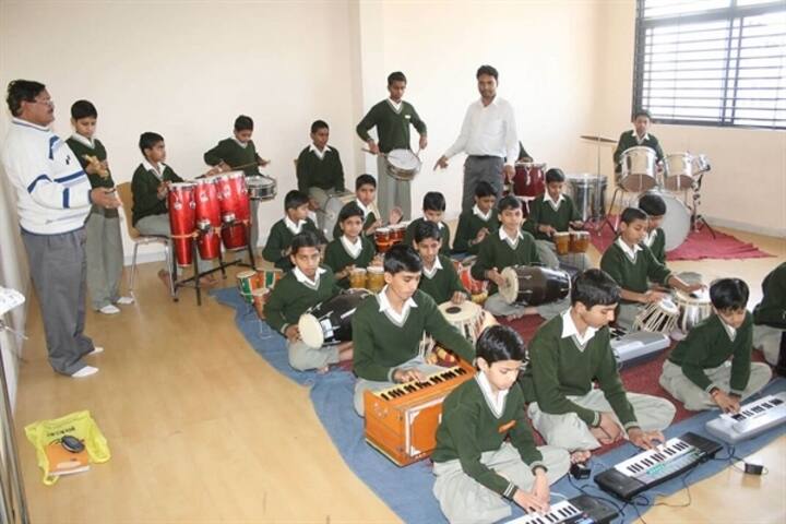 Sant Sri Asaramji Gurukul-Music