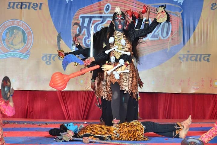 Saraswati Vidhya Mandir Higher Secondary School-Dance Performance