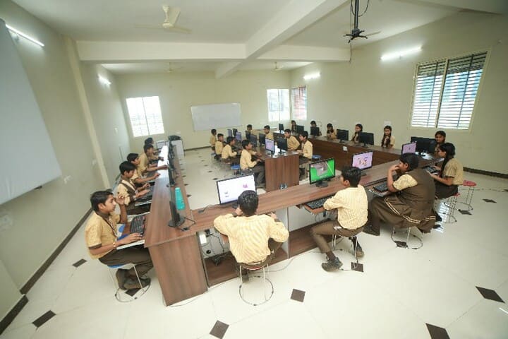 Scholars Public School-Computer Lab