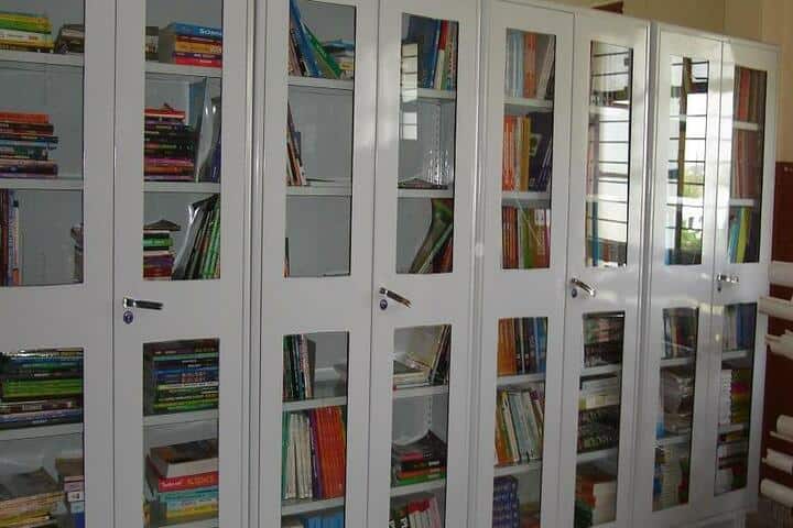 Scholars Public School-Library
