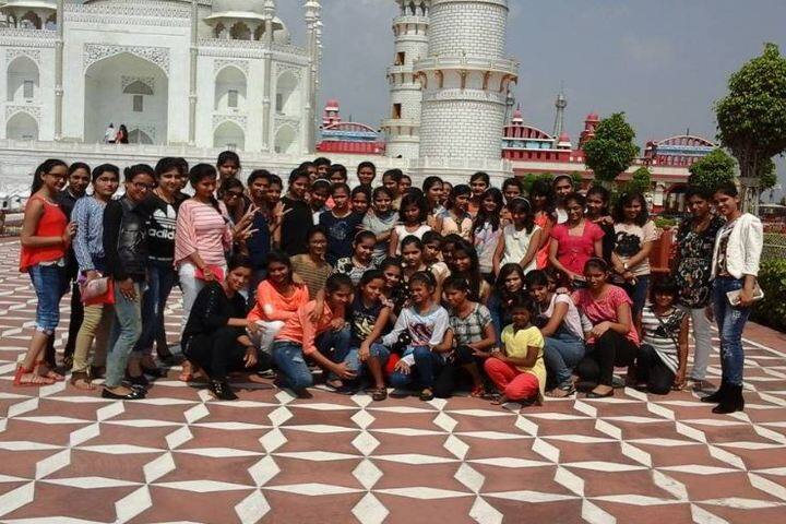 Shah Satnam Ji Girls School-Tour