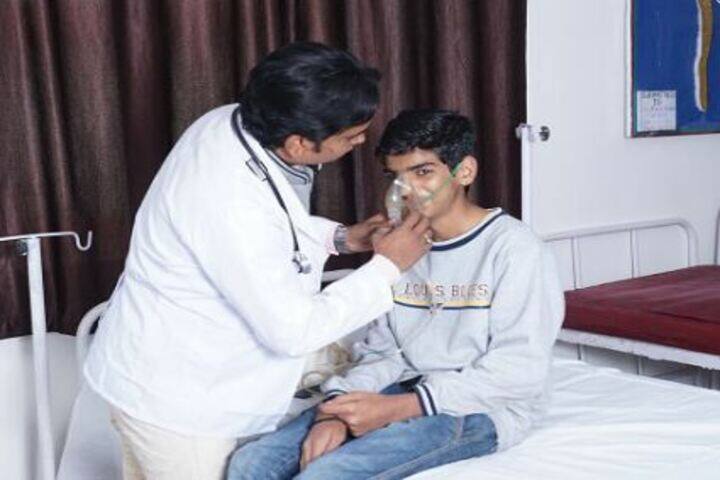Shanti Niketan Montessori Higher Secondary School-Medical Facility