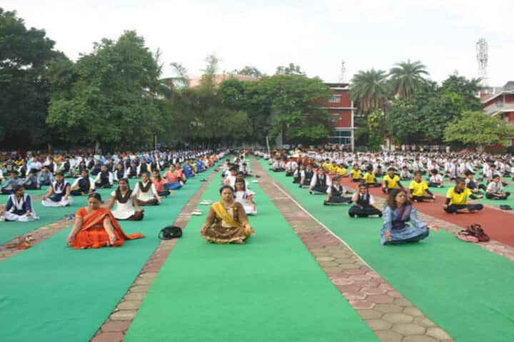 Shanti Niketan Montessori Higher Secondary School-Yoga