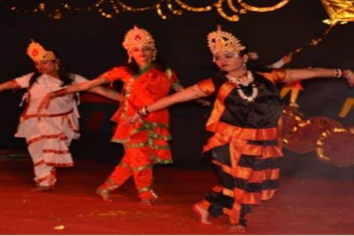 Sharada Vidhya Mandir-Dance