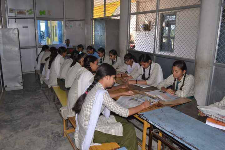 Shining Glorious Scholars Public School-Library