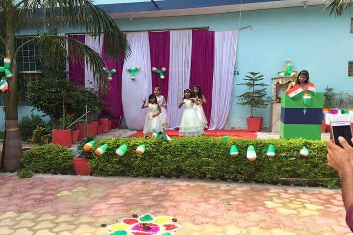Shivam Higher Secondary School Porsa-Patriotic Day