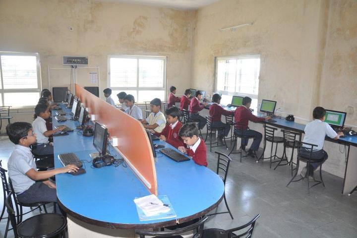 Shree Balaji Academy-Computer Lab
