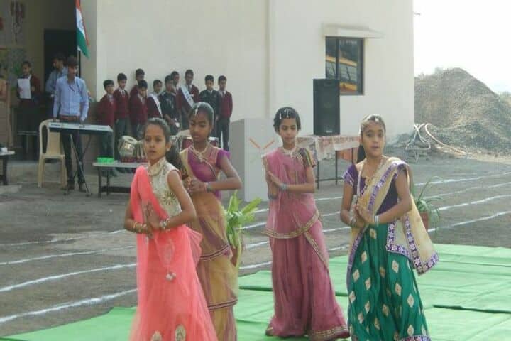 Shree Gurukul School-Dance