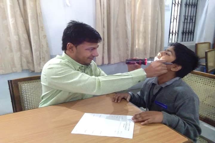 Shri Agrasen Vidyalaya-Medical Checkup