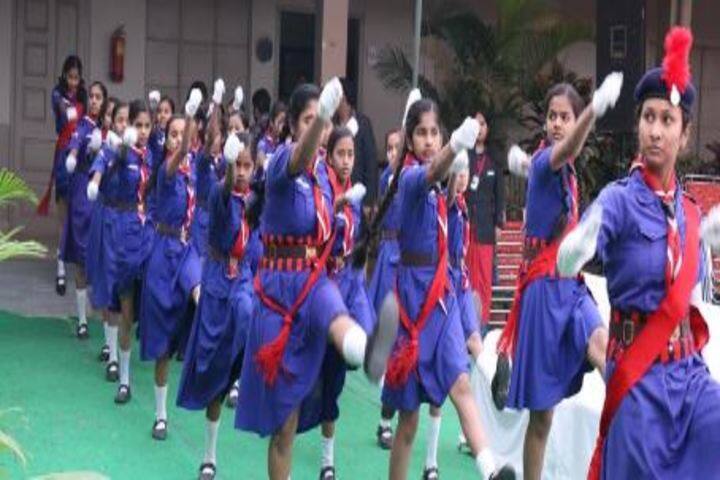 Shri Cloth Market Vaishnav Girls Higher Secondary School-March Past