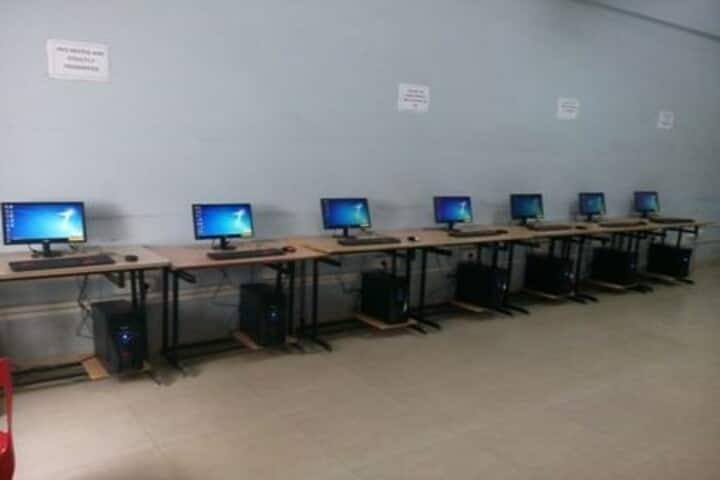 Shri Kalota Vidhyapeeth-Computer Lab