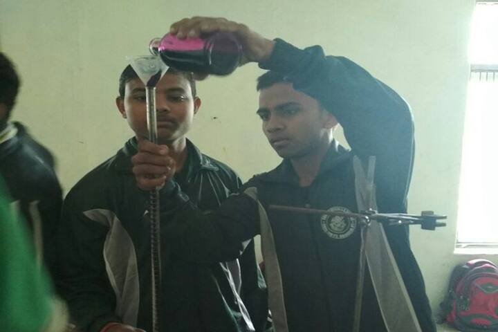 Shri Ramji Lal Senior Secondary School-Chemistry Lab