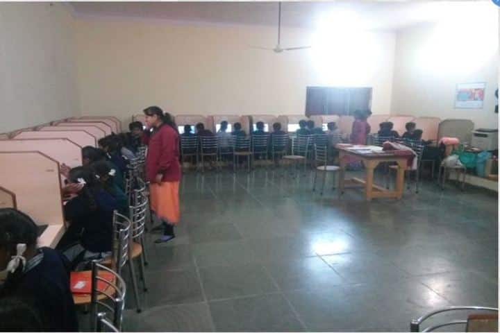 Shri Sai Public School-Computer Lab
