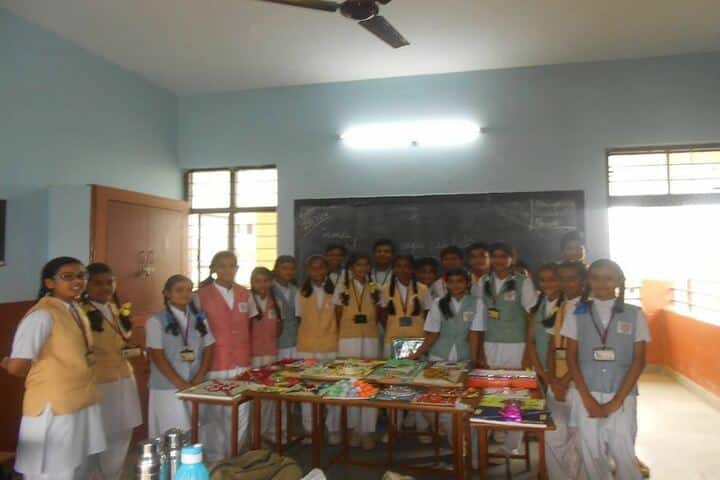 St Thomas Convent Secondary School-Rakhi Making Compitition