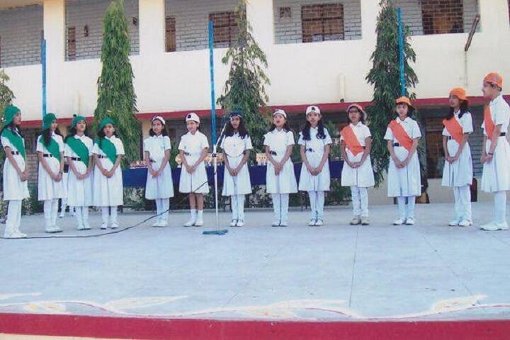 St George English Medium School- Singing
