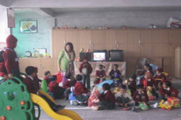 Brilliant Public School-Junior Play Room