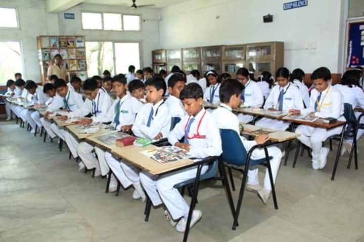 St Pauls Higher Secondary School-Library
