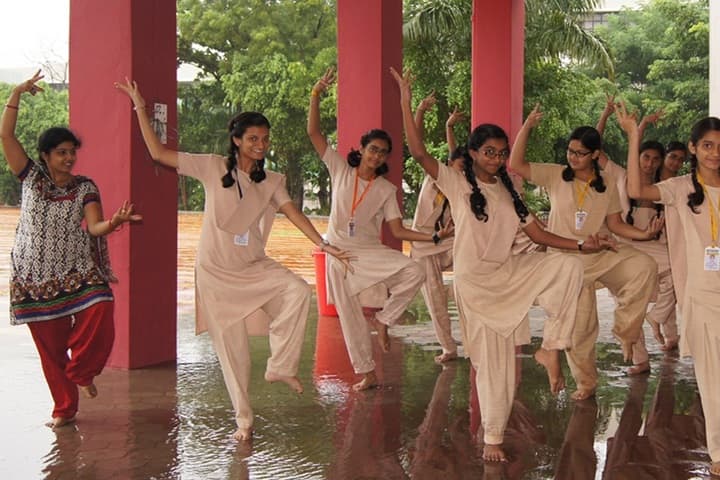 St Raphaels Higher Secondary School-Dance