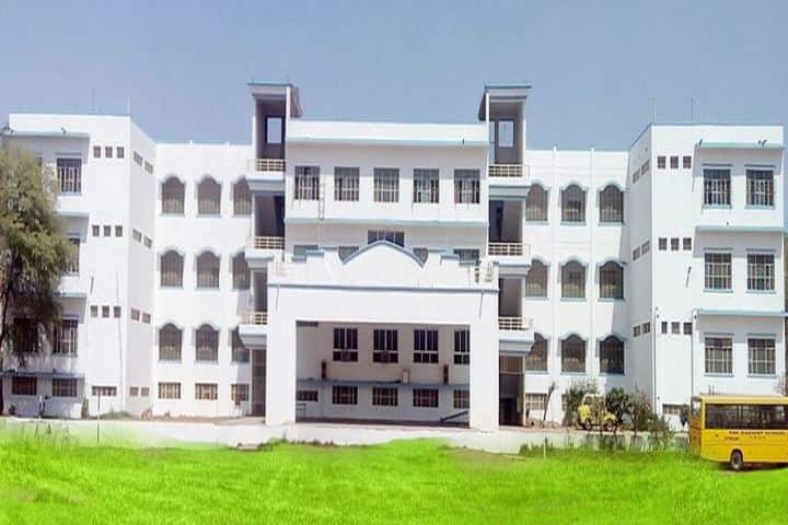 The Radiant School-Campus View