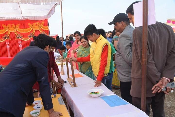 The Royal Ecole-School Fest