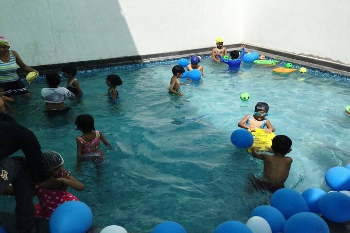 The Royal Ecole-Swimming Pool