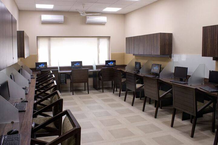The Scindia School-Computer Lab