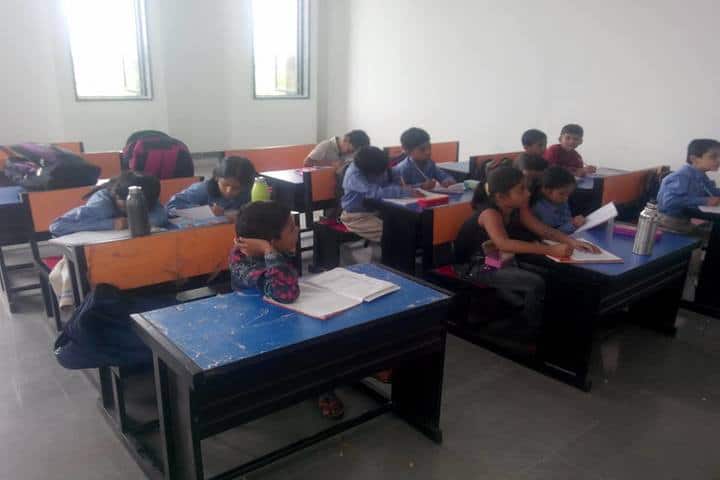 Triumphal Arch Academy-Classroom