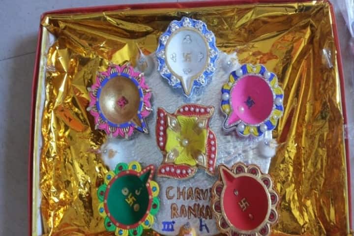 Vatsalaya Public School - Crafts