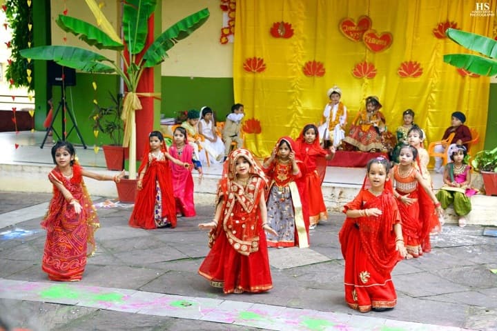 Vatsalya Senior Secondary School-Group Dance